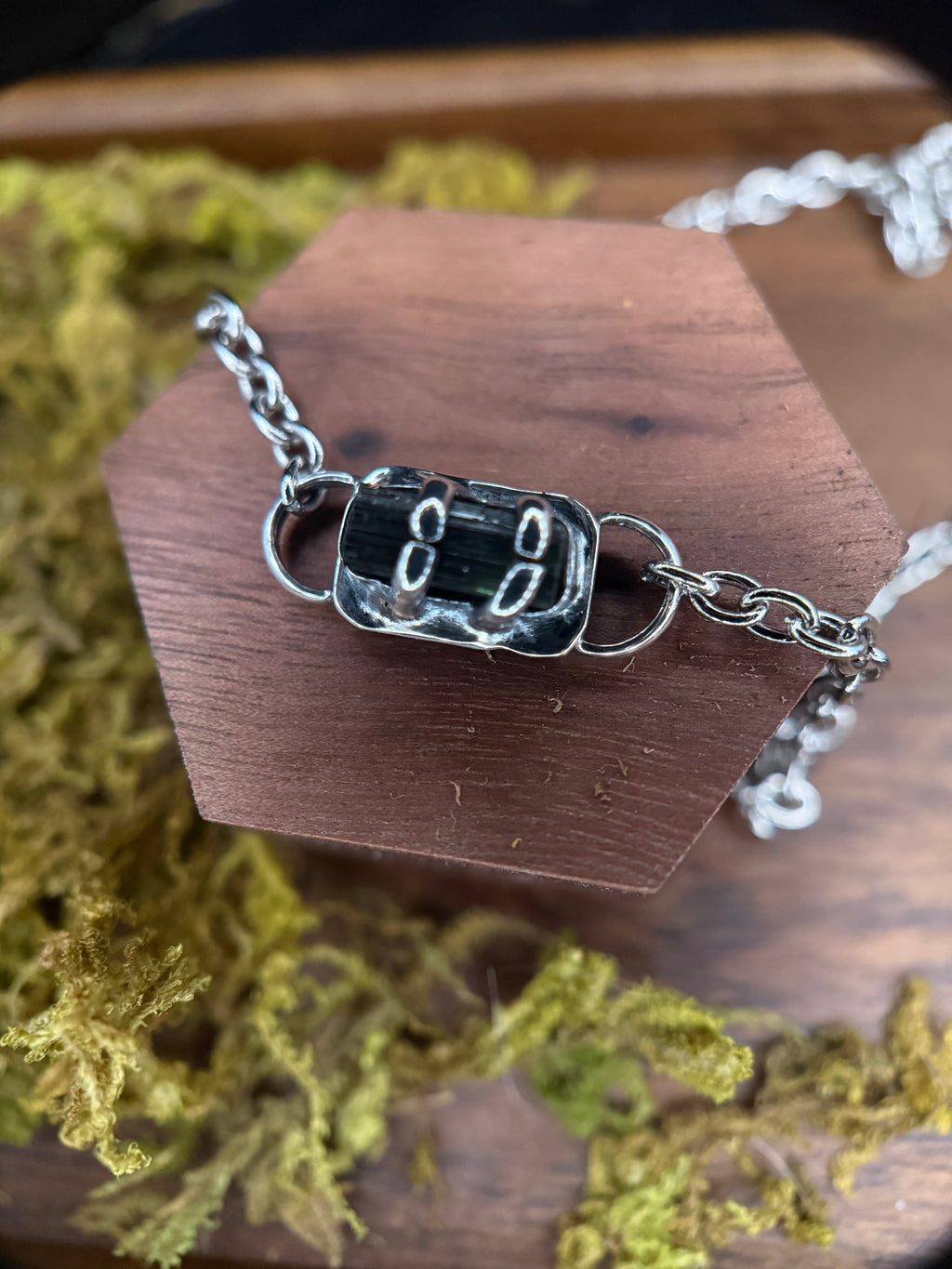 Half Past Three Raw Necklace