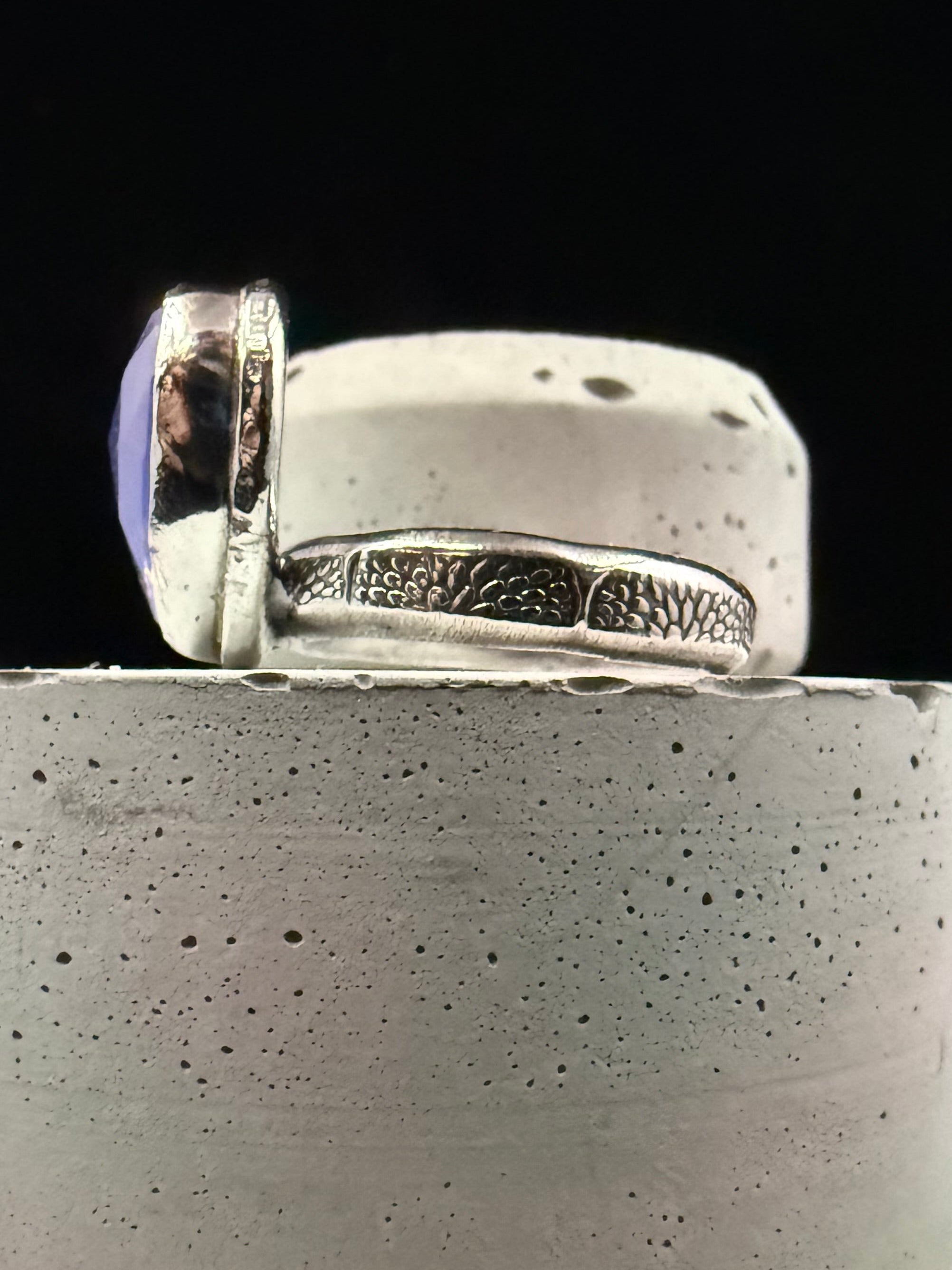 Full Moon Lavender Moonstone Ring