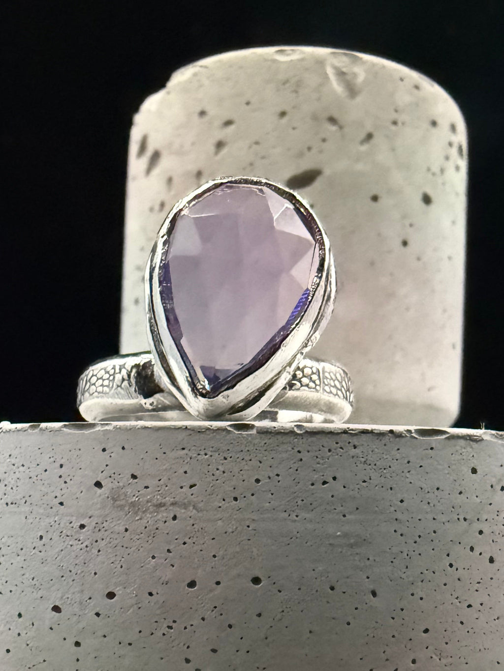 Full Moon Lavender Moonstone Ring