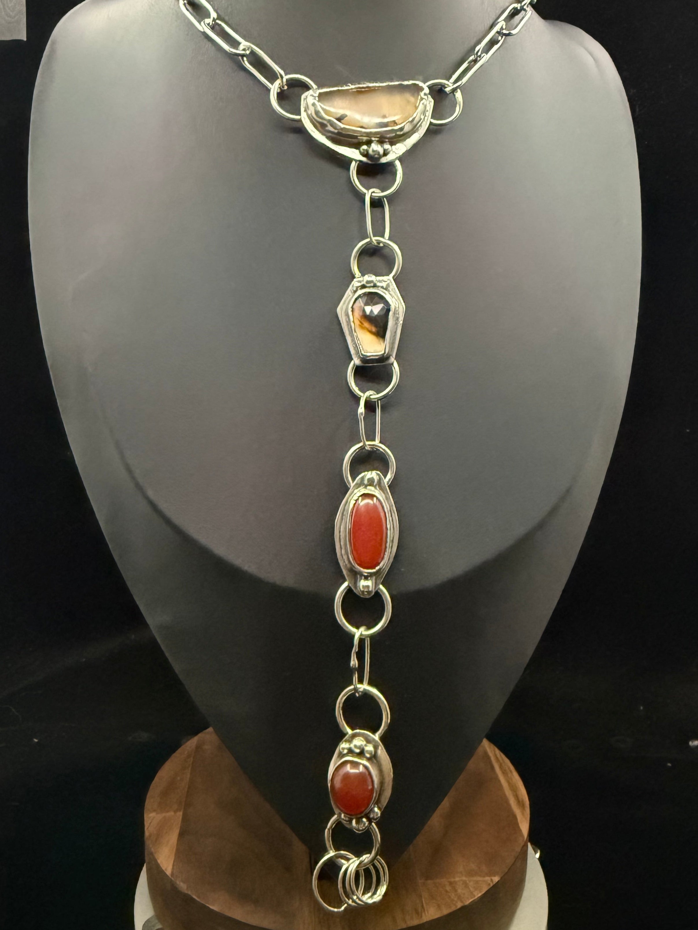 Athena Montana Agate Lariat Necklace