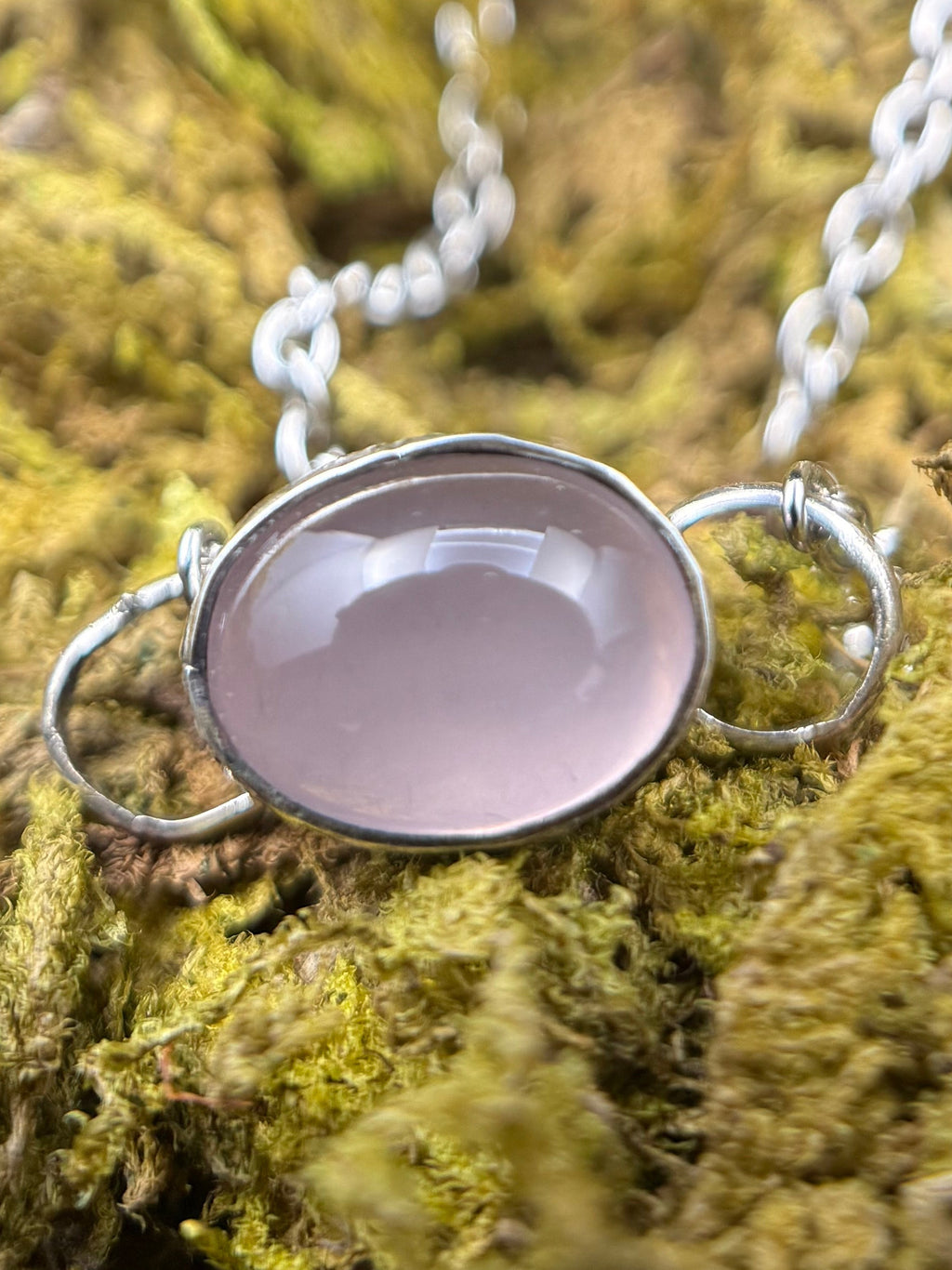 Rosy Guidance Necklace