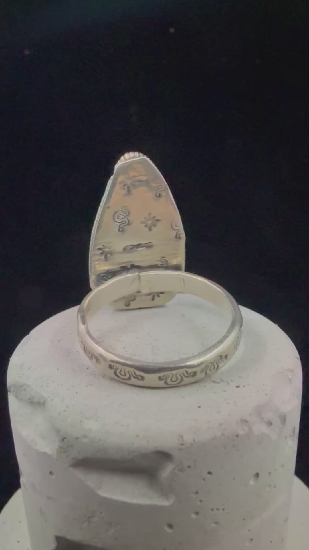 Anti-Hero Ring